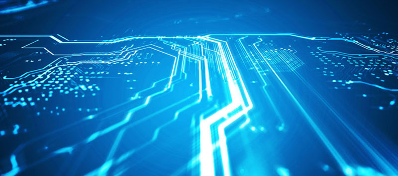 新能源高壓線束是指用于傳輸高壓電力和信號的電線束，通常用于電動汽車、混合動力汽車和其他新能源設備中。與傳統汽車相比，新能源車輛使用更高電壓的電力系統，因此需要使用高壓線束來傳輸電能。